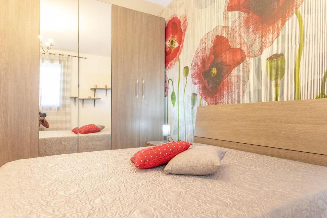 Villa Stracca Con Ampio Spazio Esterno Capilungo Bagian luar foto