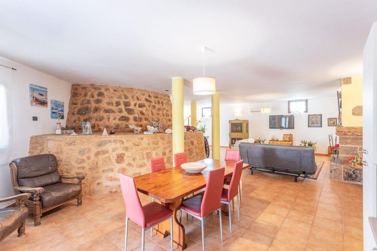Villa Stracca Con Ampio Spazio Esterno Capilungo Bagian luar foto